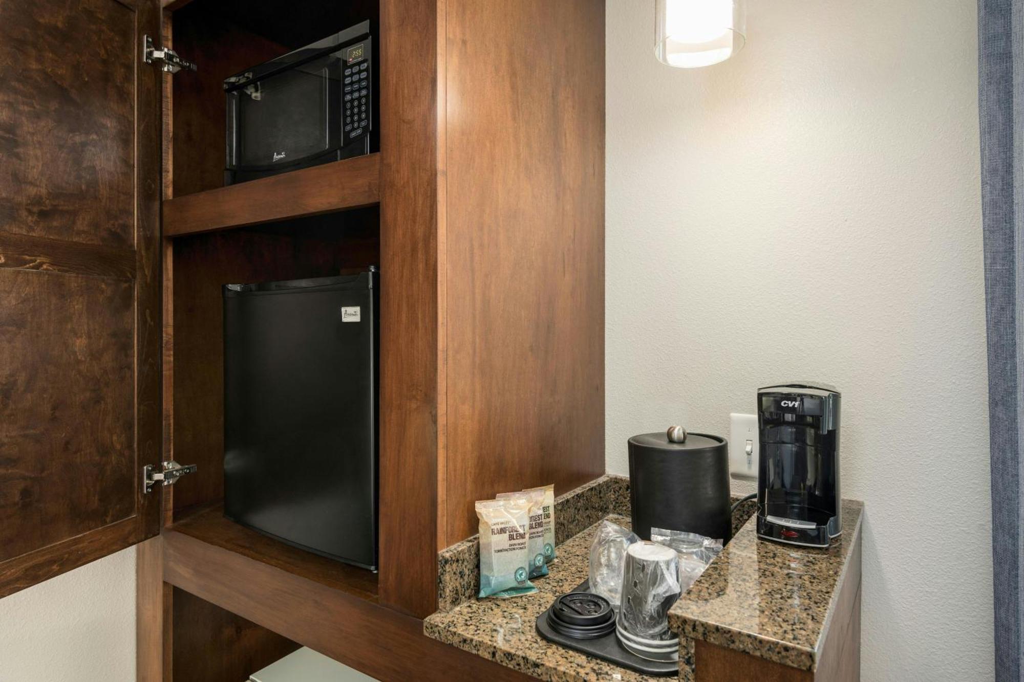 Courtyard By Marriott Abilene Northeast Hotel Exterior photo